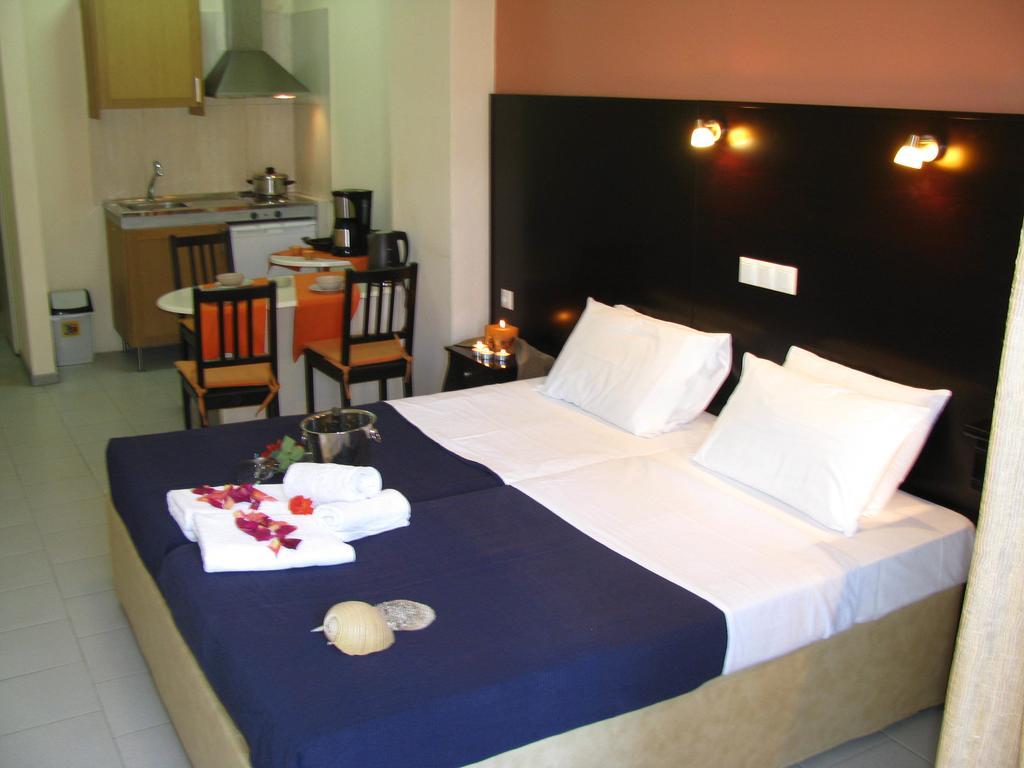 Villa Kokkinos Potos Phòng bức ảnh
